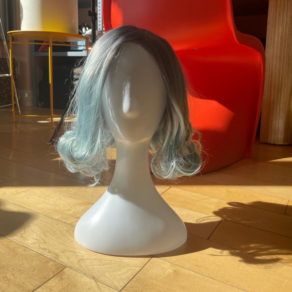 Pastel blue Bob wig with styled curls at the end💙